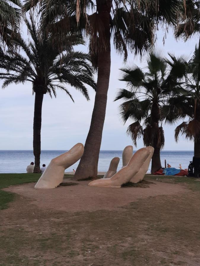 Apto A 2 Minutos De Playa. 푸엔히롤라 외부 사진